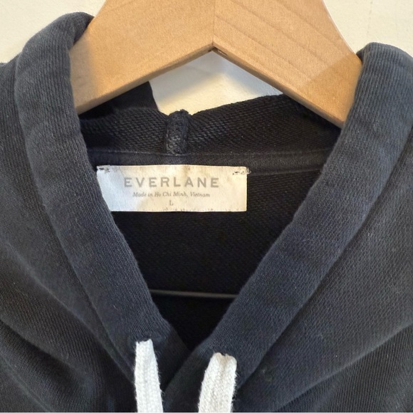 EVERLANE Black Hoodie with White Text 100% human - Picture 5 of 6